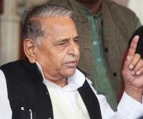 CBI stung Mulayam calls Congress misusing agency & IT dept