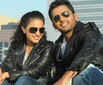 Gunde Jaari Gallanthayyindhe review