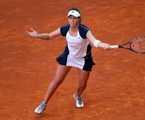 Robson shocks Radwanska