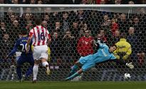 Scholes: Begovic-Liverpool Rumours Inevitable