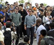 PIX: Tom Cruise visits the Great Wall of China