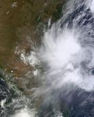 Bangladesh orders evacuation over cyclone