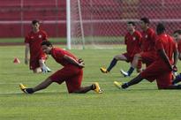 Injured Jones to miss U.S. game with Mexico