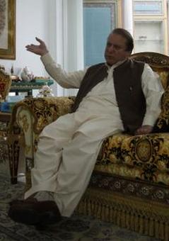 'Nawaz and Pak army can alleviate India's suspicions'