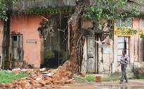KSRTC building walls crumbling to bits