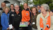 World officials thank Teun de Nooijer