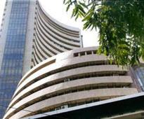 Sensex ends 100 pts down; bank, capital goods plunge, Tata Steel, Hero MotoCorp up