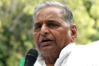 Mulayam absent at UPA II's last lap function