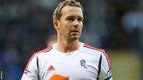 Gartside supports Davies testimonial