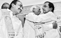 KCR dangles highest post for Kadiam in Telangana