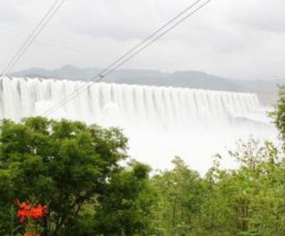 Cong spreading lies on Narmada issue: Guj govt