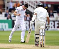 Anderson 'most skilful in world' - Saker