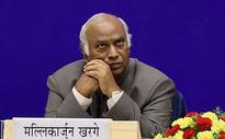 Sonia drafts Kharge to pacify dalits