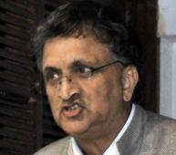 India weighed down by 3 Cs: Ramachandra Guha