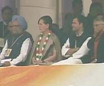 Sonia, Manmohan, Rahul attack BJP for its 